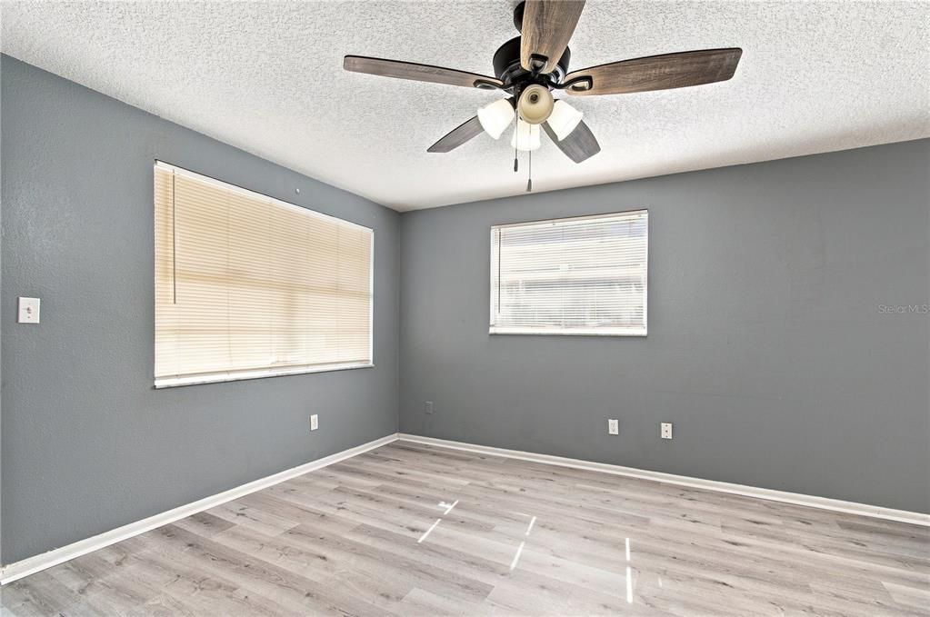 For Sale: $268,000 (4 beds, 0 baths, 1404 Square Feet)