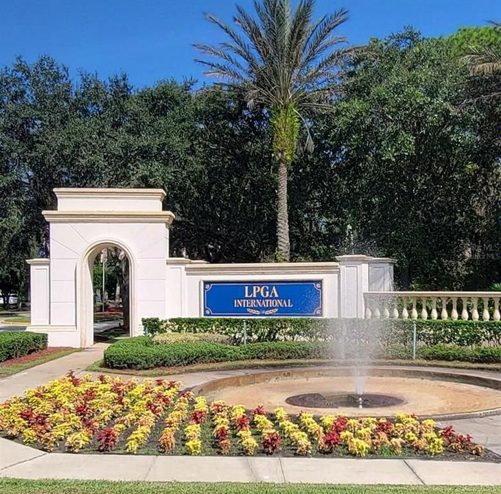 For Rent: $3,000 (4 beds, 2 baths, 1828 Square Feet)
