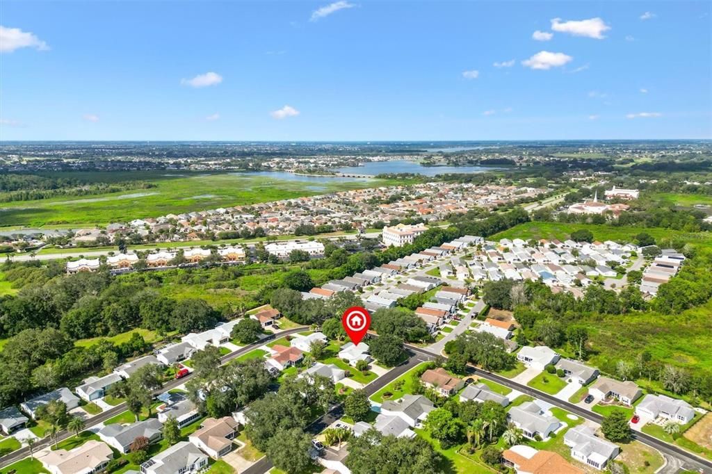 For Sale: $315,000 (2 beds, 2 baths, 1066 Square Feet)