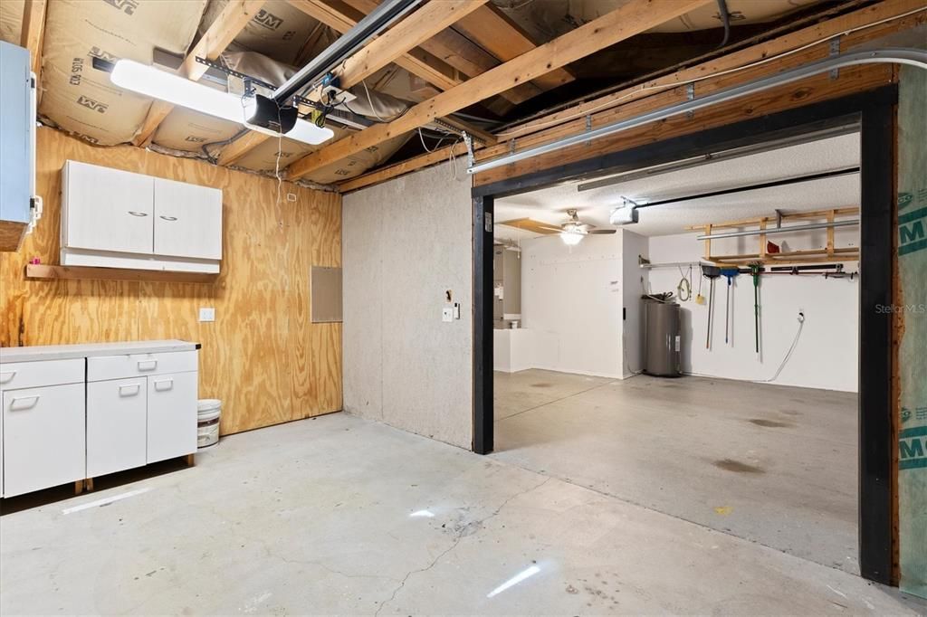 For Sale: $315,000 (2 beds, 2 baths, 1066 Square Feet)