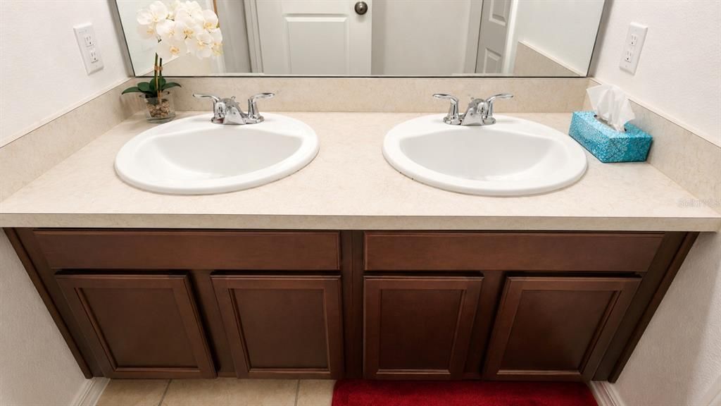 For Sale: $339,990 (3 beds, 2 baths, 1767 Square Feet)