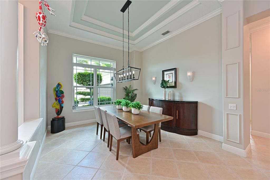 For Sale: $1,625,000 (5 beds, 5 baths, 5170 Square Feet)
