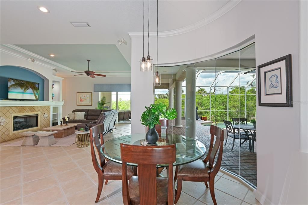 For Sale: $1,625,000 (5 beds, 5 baths, 5170 Square Feet)
