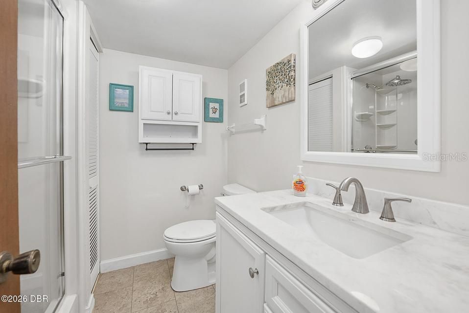 For Sale: $295,000 (2 beds, 2 baths, 1225 Square Feet)