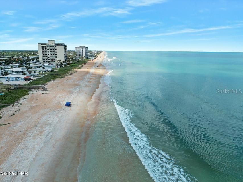 For Sale: $295,000 (2 beds, 2 baths, 1225 Square Feet)