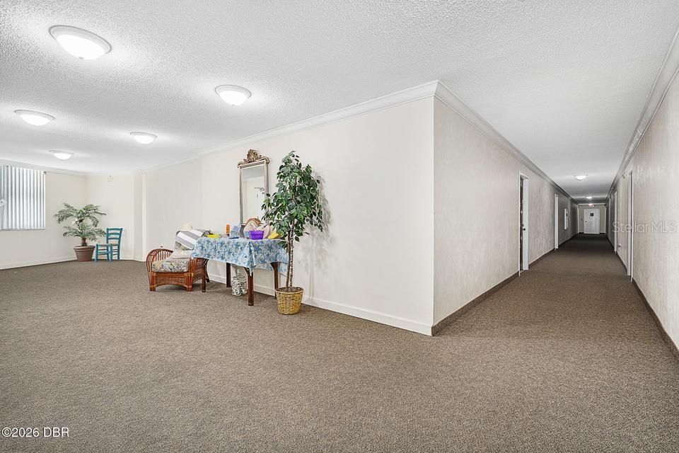 For Sale: $295,000 (2 beds, 2 baths, 1225 Square Feet)