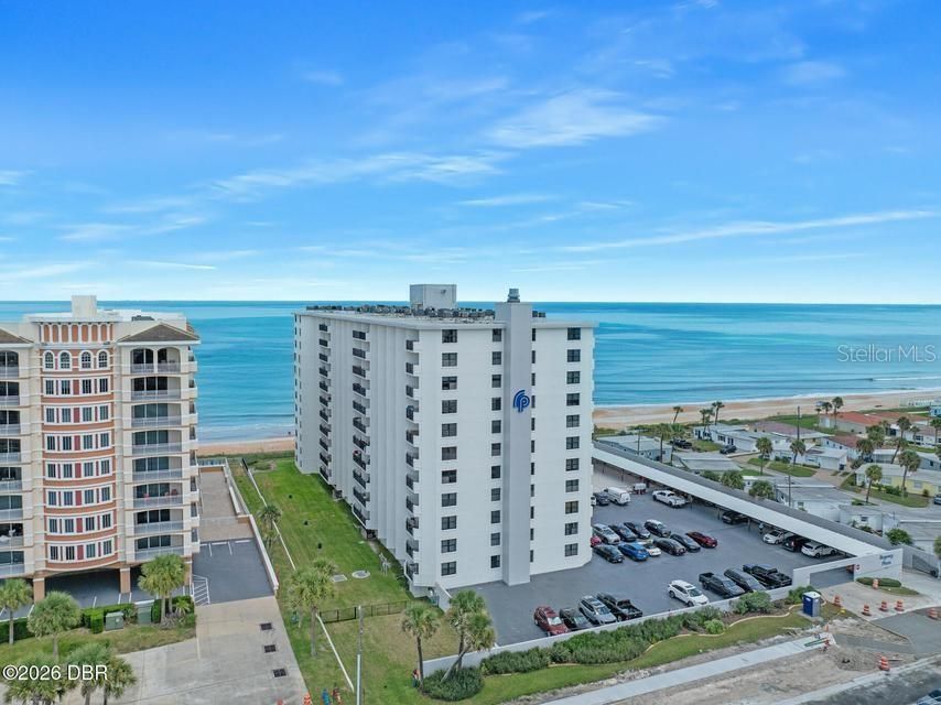 For Sale: $295,000 (2 beds, 2 baths, 1225 Square Feet)