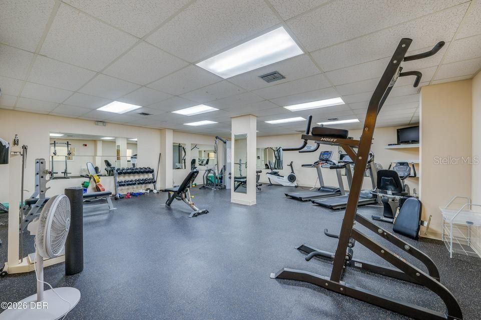 For Sale: $295,000 (2 beds, 2 baths, 1225 Square Feet)