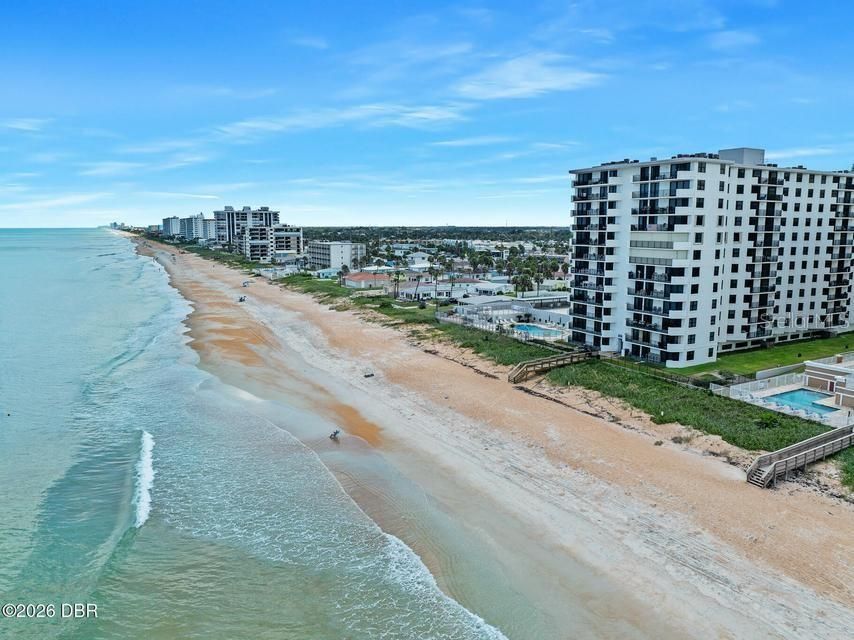 For Sale: $295,000 (2 beds, 2 baths, 1225 Square Feet)