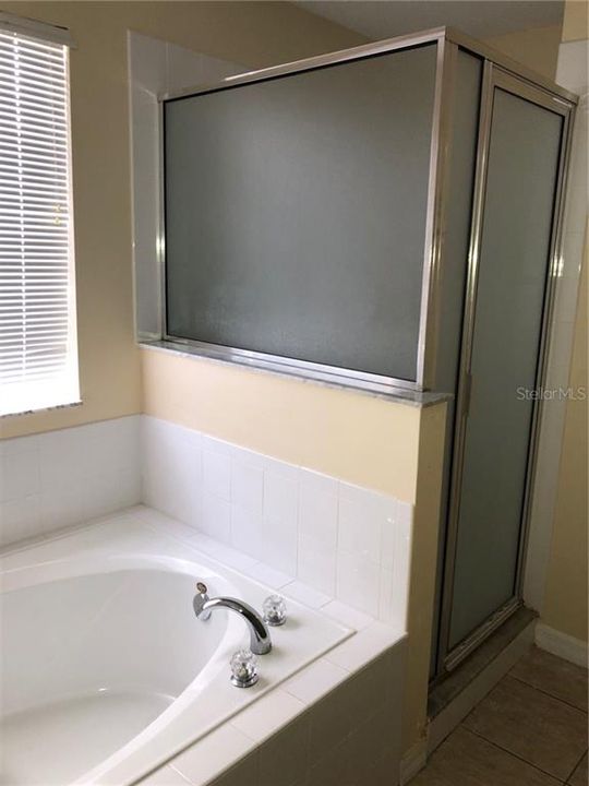 En Renta: $2,800 (5 camas, 3 baños, 2170 Pies cuadrados)