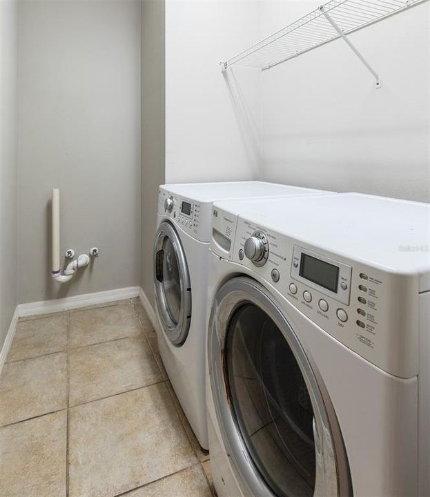 For Sale: $335,000 (3 beds, 2 baths, 1680 Square Feet)
