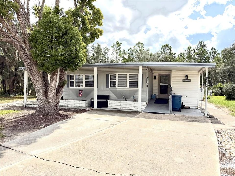 For Sale: $174,900 (2 beds, 2 baths, 1377 Square Feet)