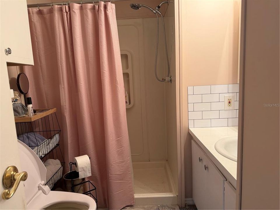 For Sale: $174,900 (2 beds, 2 baths, 1377 Square Feet)