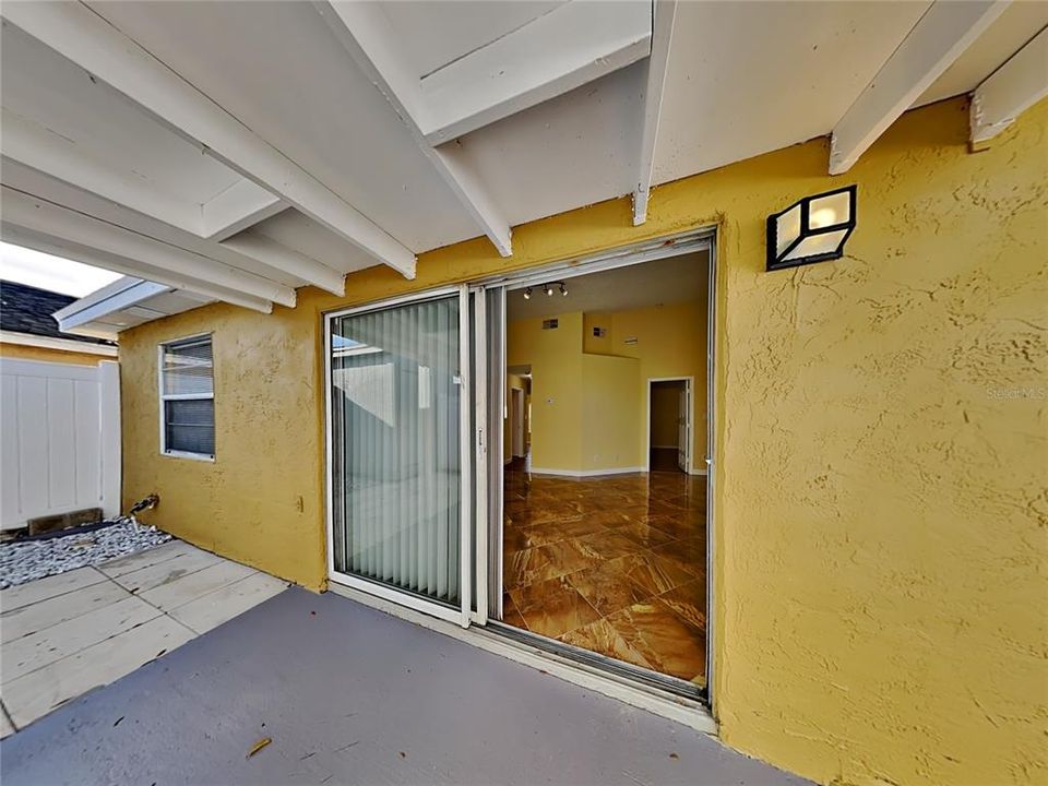 В аренду: $2,050 (3 спален, 2 ванн, 1187 Квадратных фут)