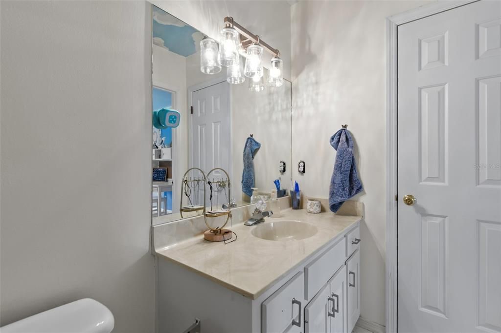 For Sale: $995,000 (4 beds, 4 baths, 4434 Square Feet)