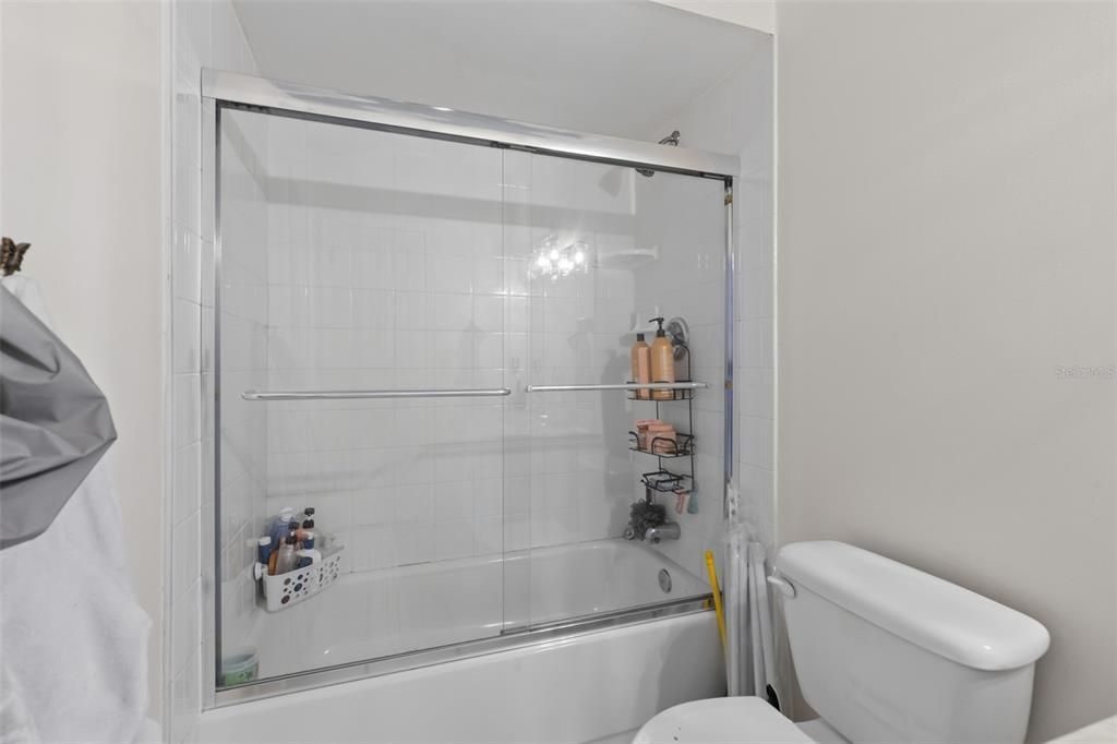 For Sale: $995,000 (4 beds, 4 baths, 4434 Square Feet)