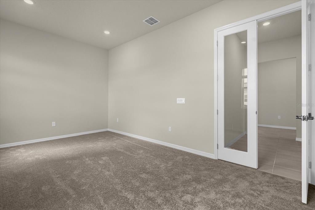 For Rent: $4,950 (5 beds, 4 baths, 3561 Square Feet)