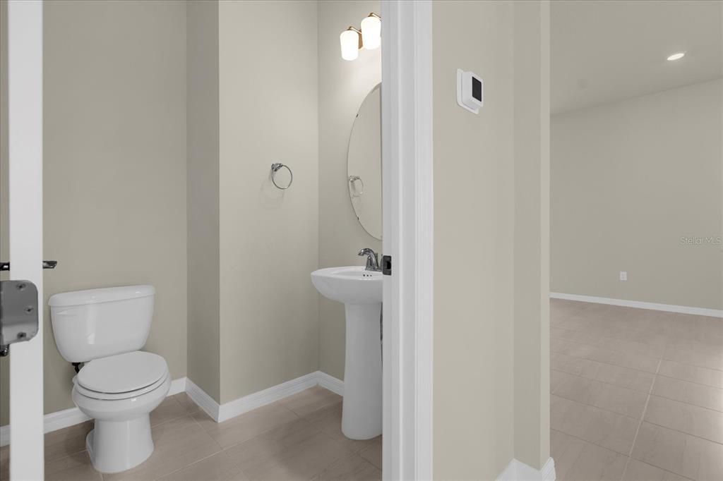 For Rent: $4,950 (5 beds, 4 baths, 3561 Square Feet)