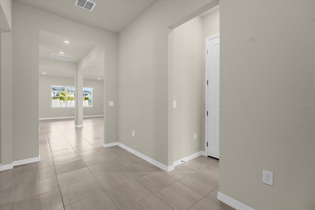 For Rent: $4,950 (5 beds, 4 baths, 3561 Square Feet)