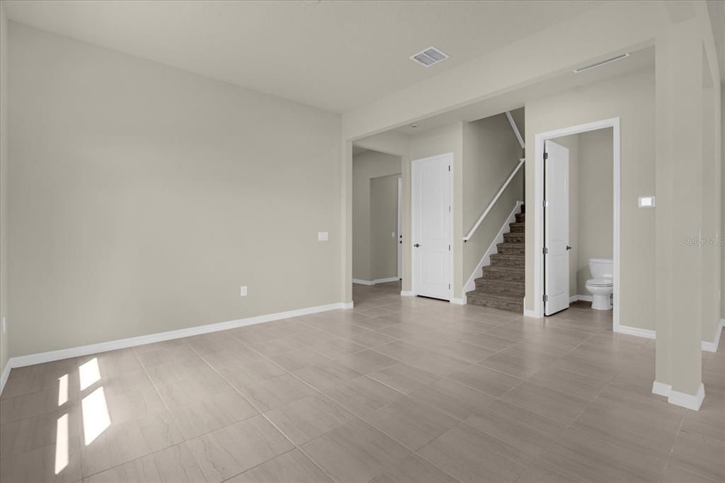 For Rent: $4,950 (5 beds, 4 baths, 3561 Square Feet)