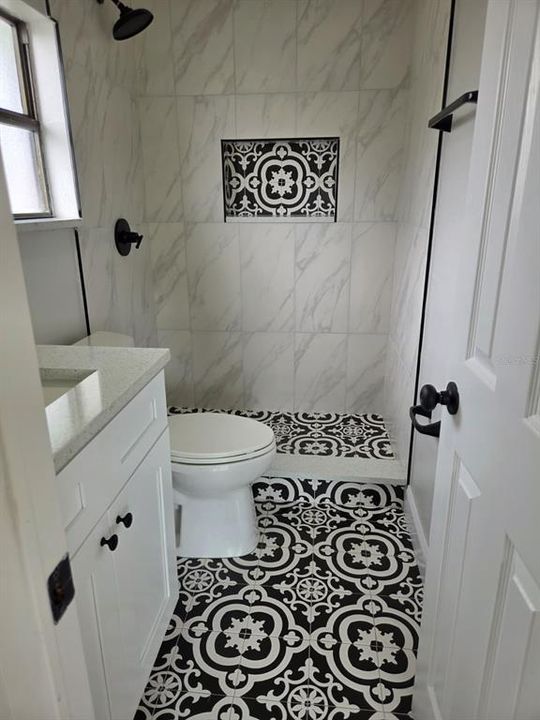 For Sale: $239,000 (2 beds, 2 baths, 840 Square Feet)