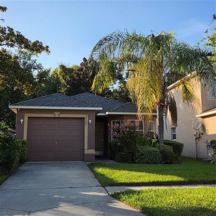 For Rent: $2,100 (3 beds, 2 baths, 1179 Square Feet)
