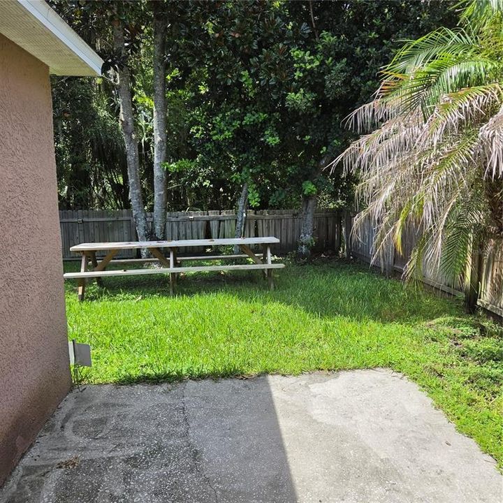 For Rent: $2,100 (3 beds, 2 baths, 1179 Square Feet)