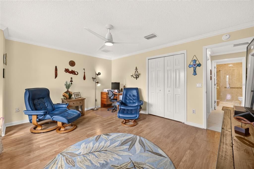 For Sale: $450,000 (3 beds, 2 baths, 2014 Square Feet)