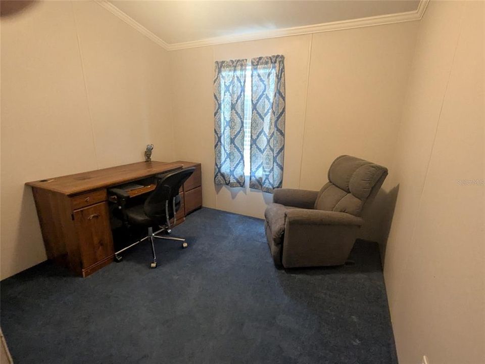 For Sale: $189,900 (3 beds, 2 baths, 1216 Square Feet)