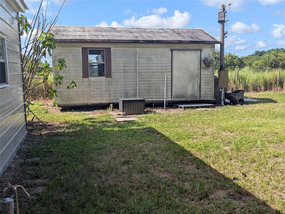 For Sale: $189,900 (3 beds, 2 baths, 1216 Square Feet)