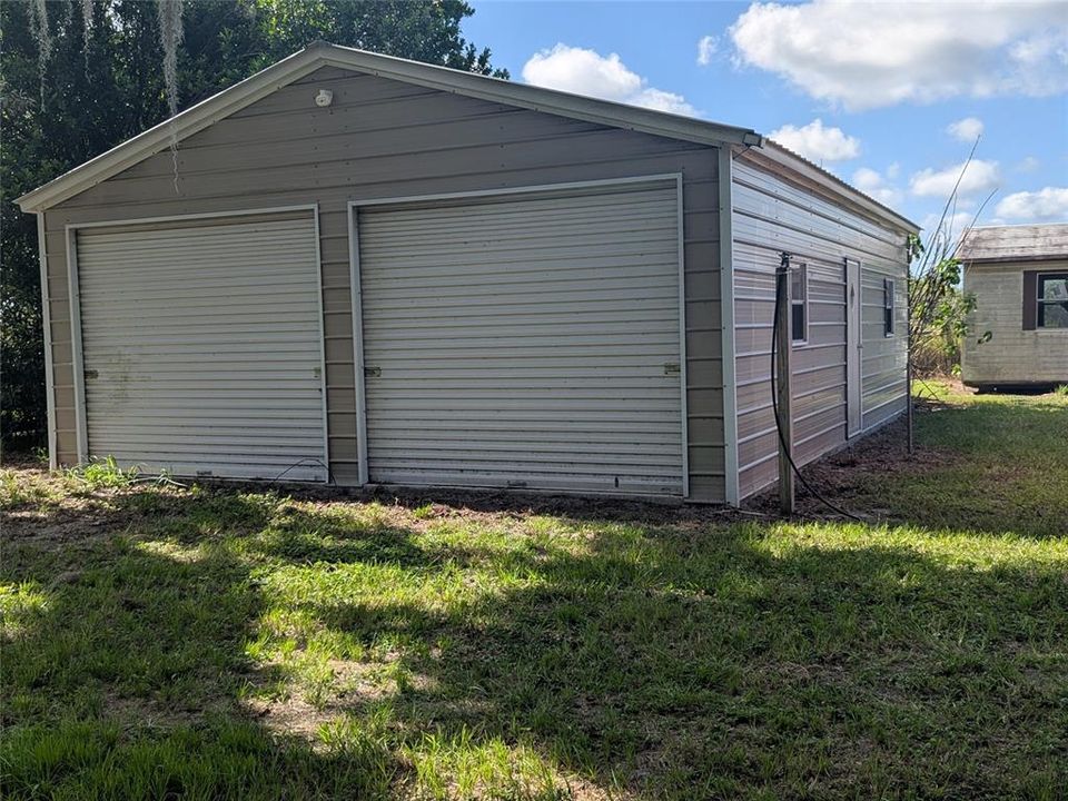 For Sale: $189,900 (3 beds, 2 baths, 1216 Square Feet)