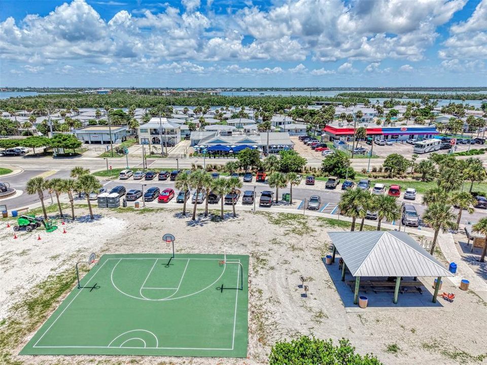For Sale: $499,900 (2 beds, 2 baths, 2112 Square Feet)