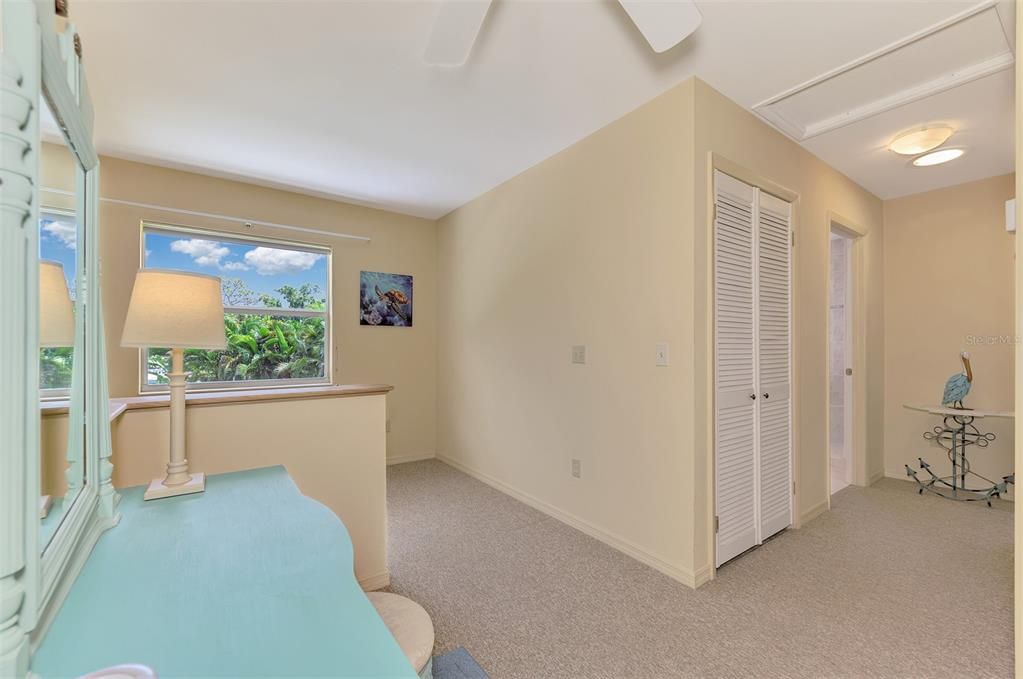 For Sale: $499,900 (2 beds, 2 baths, 2112 Square Feet)