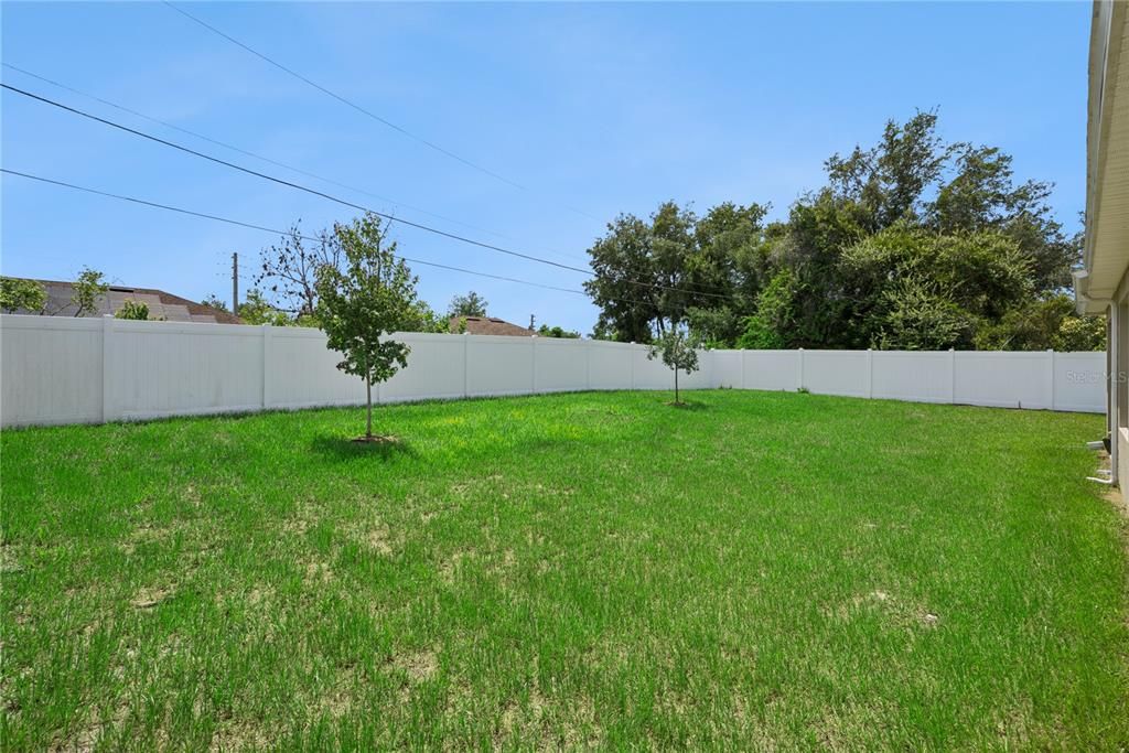 For Sale: $395,000 (4 beds, 2 baths, 1836 Square Feet)