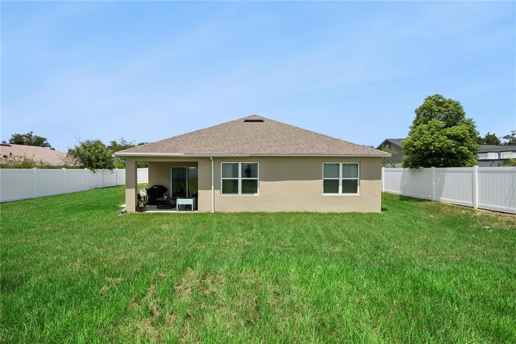 For Sale: $395,000 (4 beds, 2 baths, 1836 Square Feet)