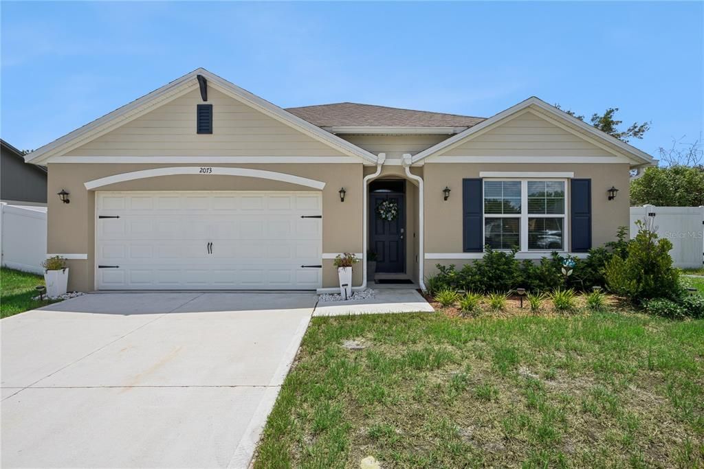 For Sale: $395,000 (4 beds, 2 baths, 1836 Square Feet)