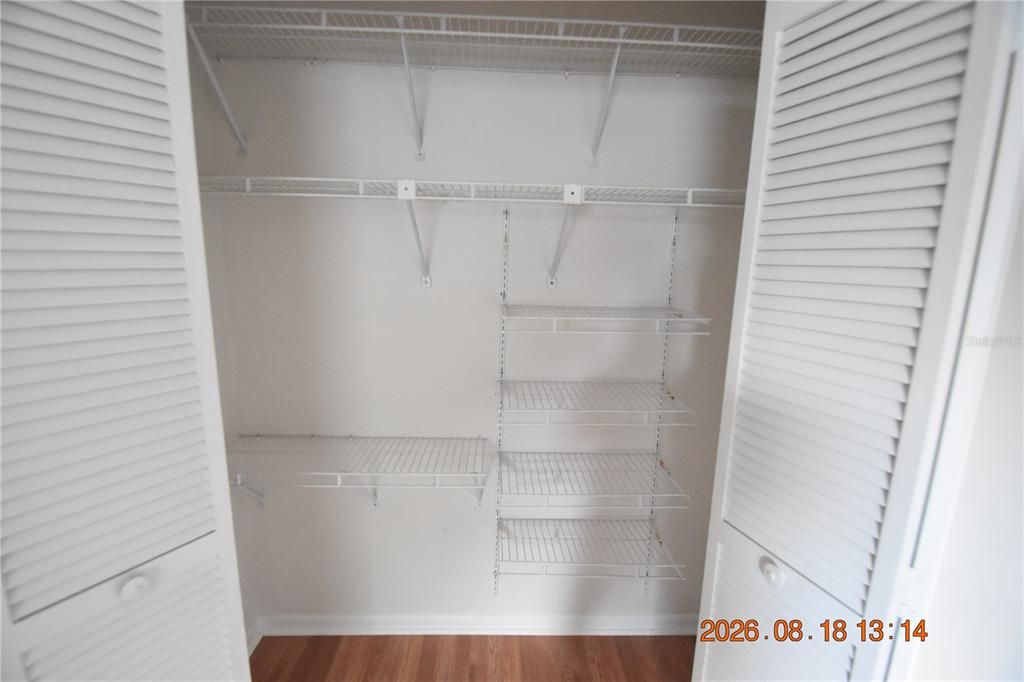 For Rent: $1,650 (2 beds, 1 baths, 852 Square Feet)