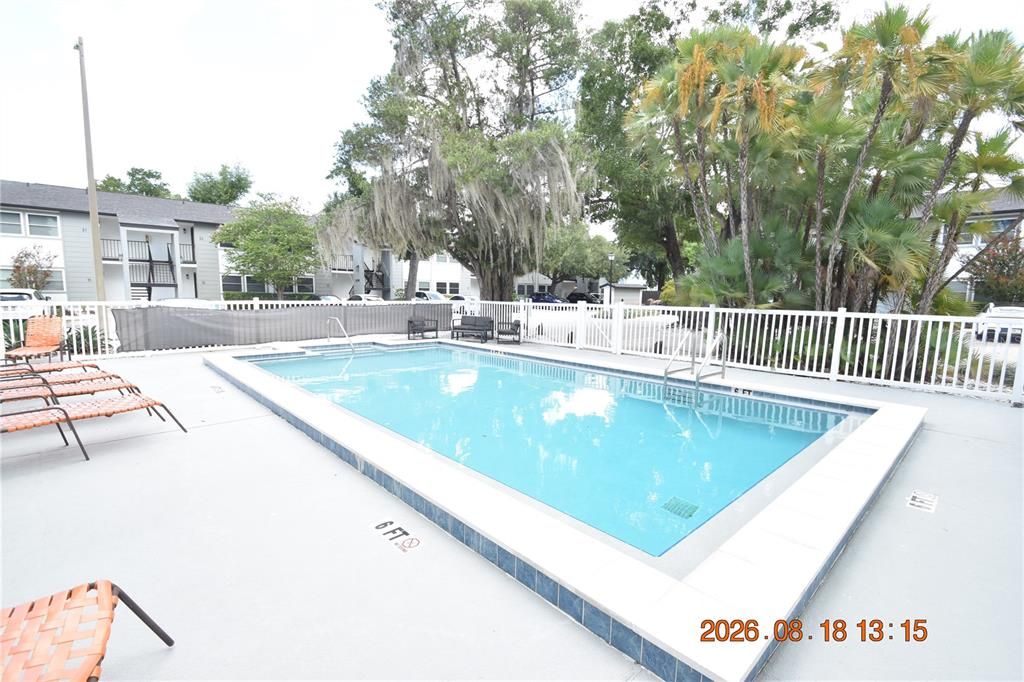 For Rent: $1,650 (2 beds, 1 baths, 852 Square Feet)