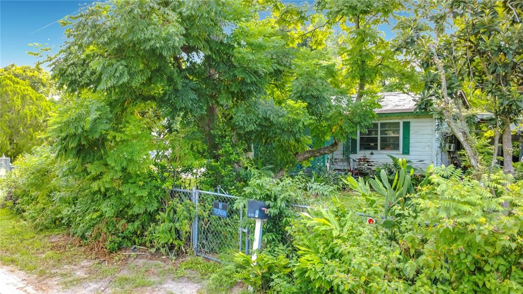 For Sale: $35,000 (0.27 acres)