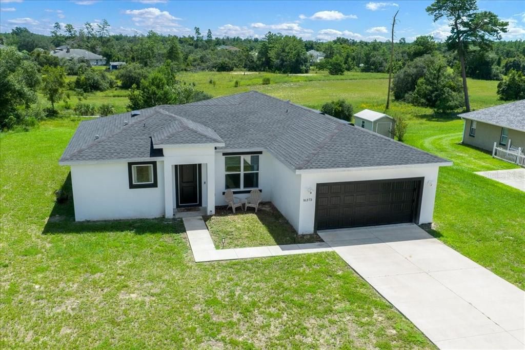 For Sale: $320,000 (4 beds, 2 baths, 1670 Square Feet)