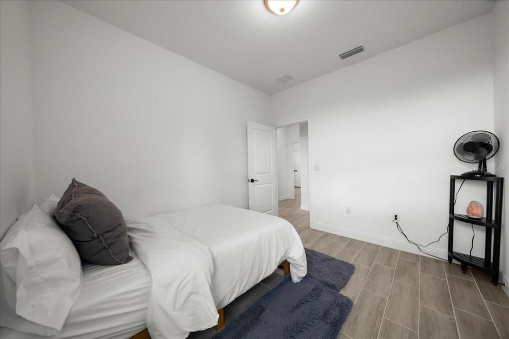 For Sale: $320,000 (4 beds, 2 baths, 1670 Square Feet)