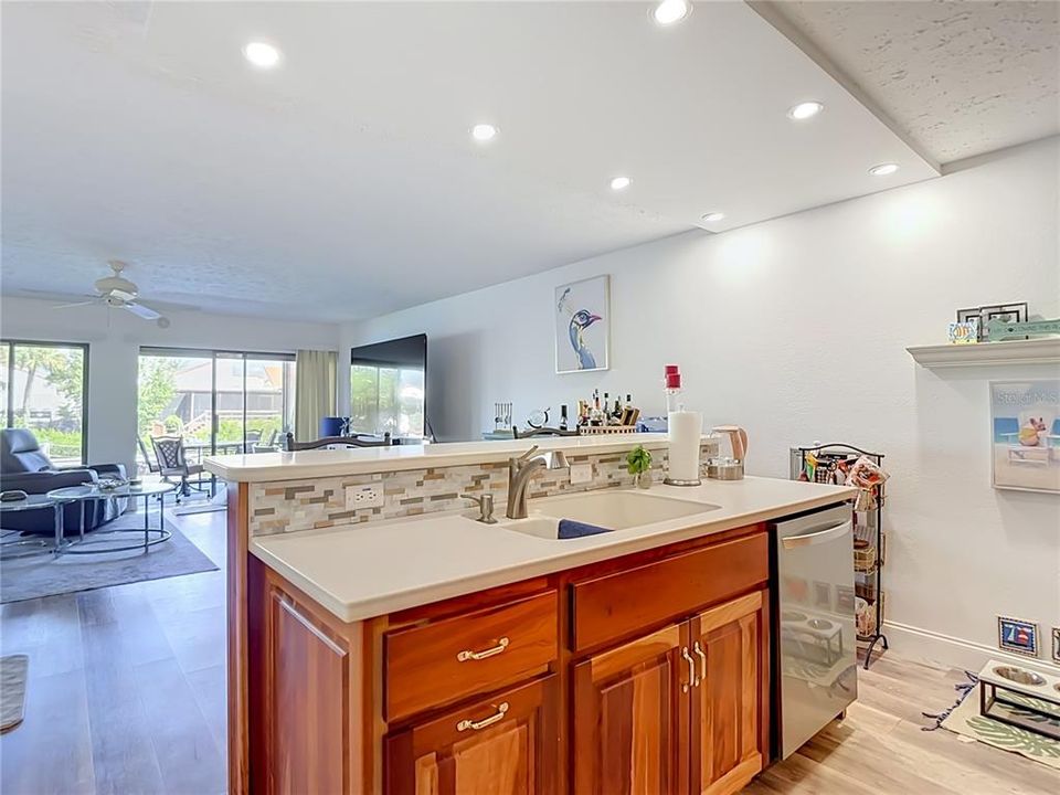 En Venta: $284,900 (3 camas, 2 baños, 1674 Pies cuadrados)