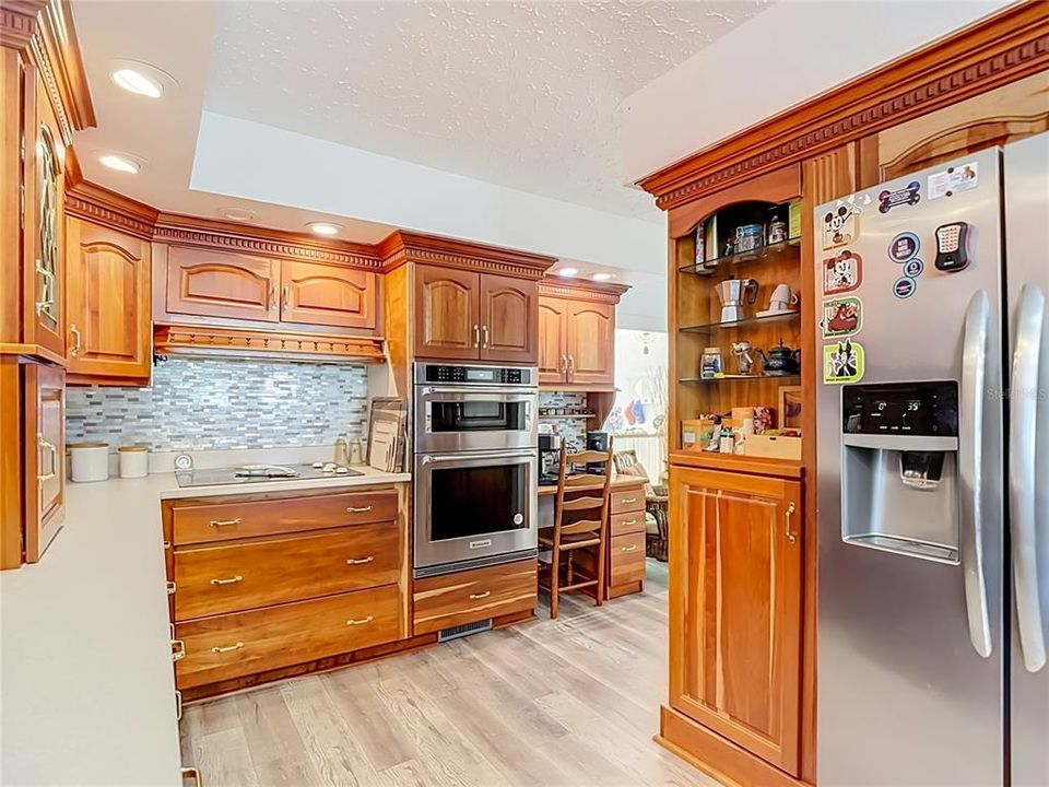 En Venta: $284,900 (3 camas, 2 baños, 1674 Pies cuadrados)