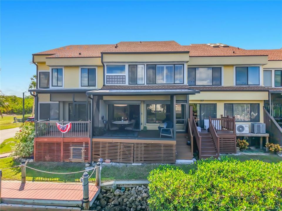 En Venta: $284,900 (3 camas, 2 baños, 1674 Pies cuadrados)