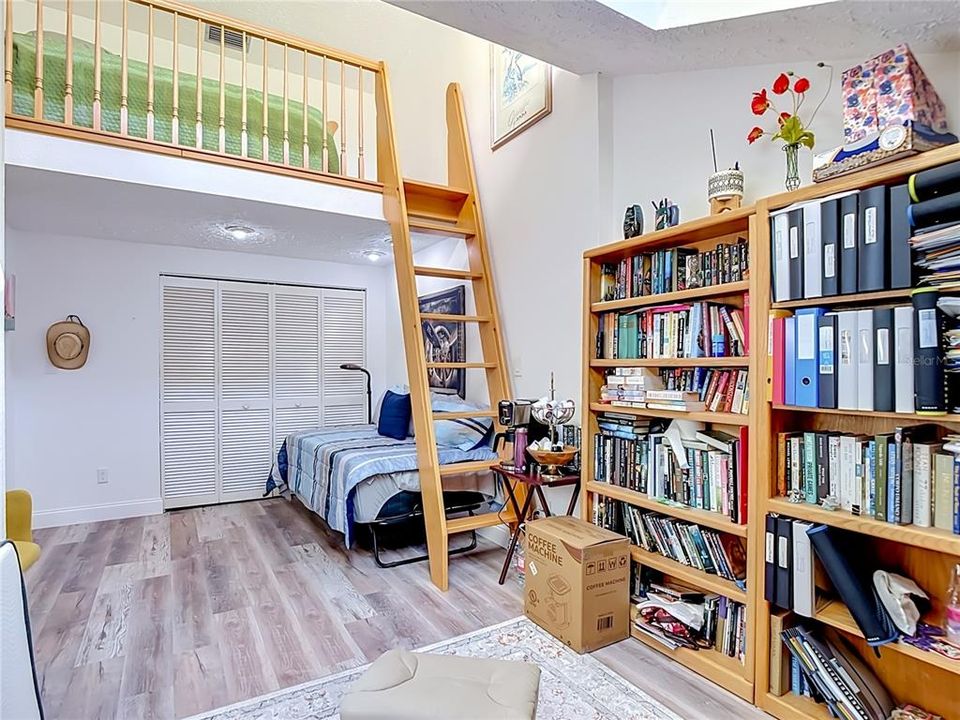 En Venta: $284,900 (3 camas, 2 baños, 1674 Pies cuadrados)