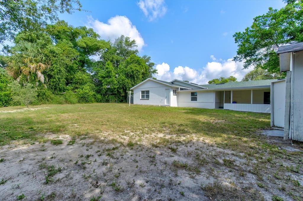 For Sale: $379,000 (3 beds, 2 baths, 1745 Square Feet)
