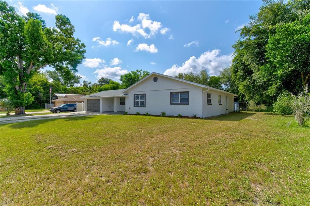 For Sale: $379,000 (3 beds, 2 baths, 1745 Square Feet)