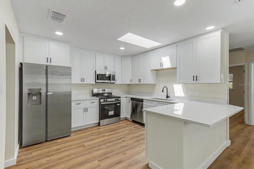 For Sale: $379,000 (3 beds, 2 baths, 1745 Square Feet)