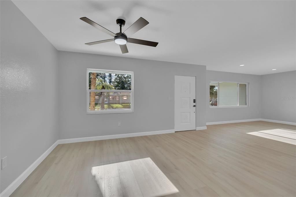 For Sale: $640,000 (3 beds, 2 baths, 1492 Square Feet)
