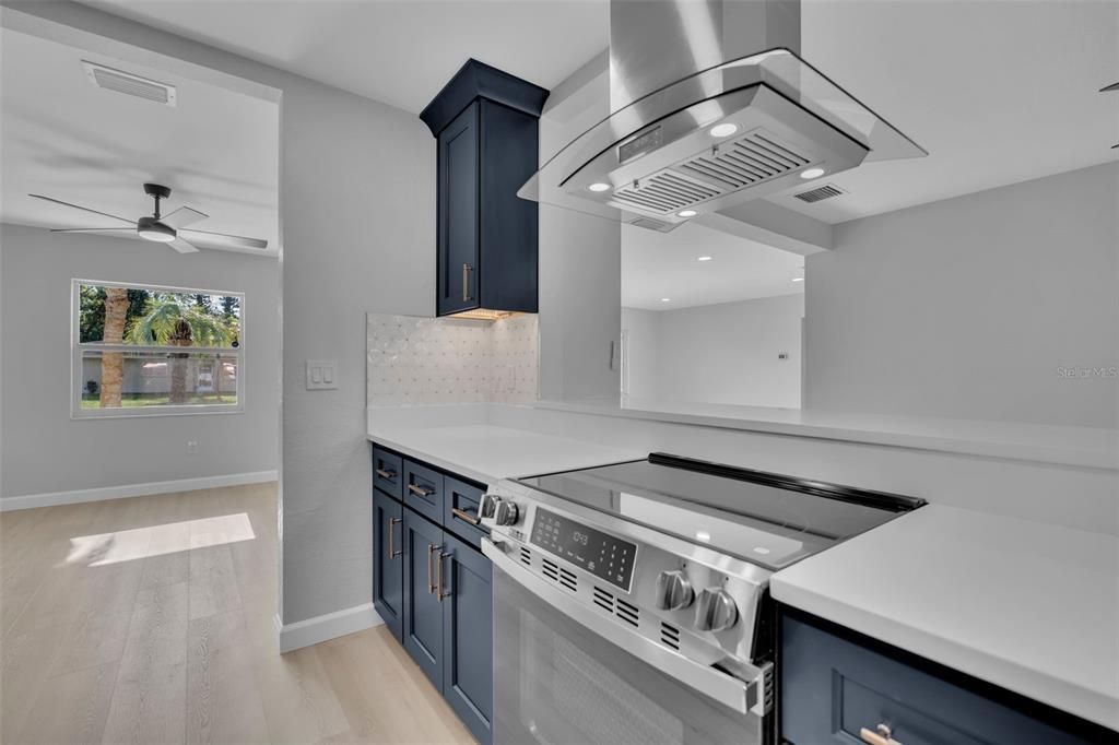 For Sale: $640,000 (3 beds, 2 baths, 1492 Square Feet)